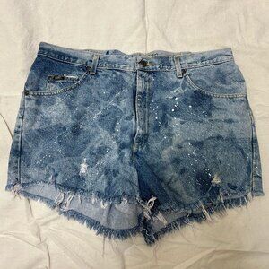 Cute upcycled cut off shorts with neat dye technique (Ralph Lauren Knock off)